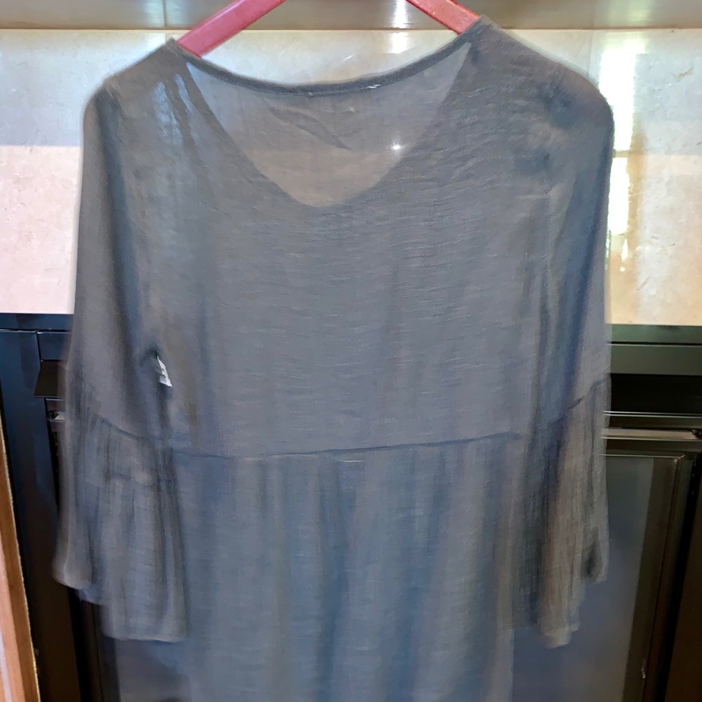 Grey Blouse - Picture 3 of 7